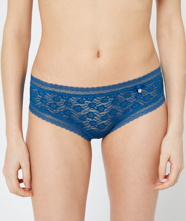 Hipster aus floraler Spitze Hipster aus floraler Spitze