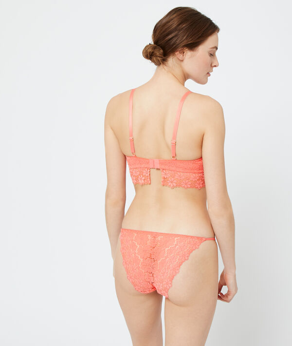 Bikiniunterteil aus Spitze Bikiniunterteil aus Spitze;${refinementColor}