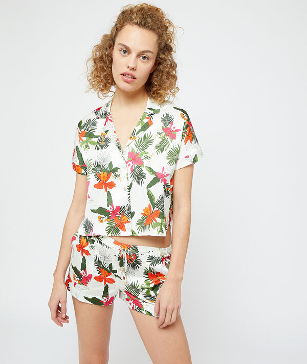 Seidig schimmernde Shorts mit Print Seidig schimmernde Shorts mit Print;${refinementColor}