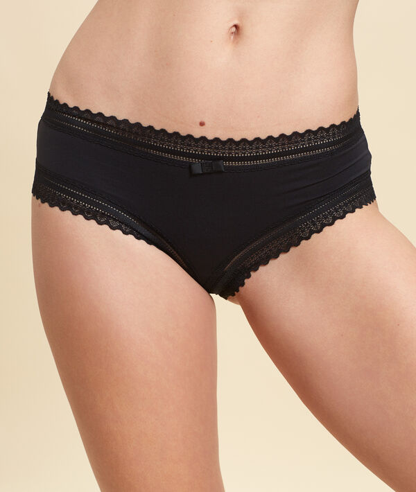 Shorty aus Mikrofaser, Spitzensäume Shorty aus Mikrofaser, Spitzensäume;${refinementColor}