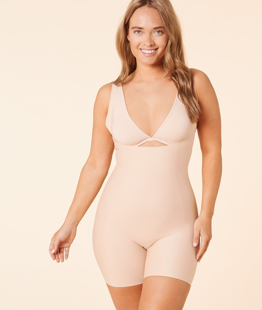 Figurformendes unterkleid – starker halt beige.