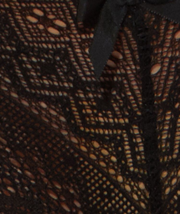 Tanga aus spitze schwarz.