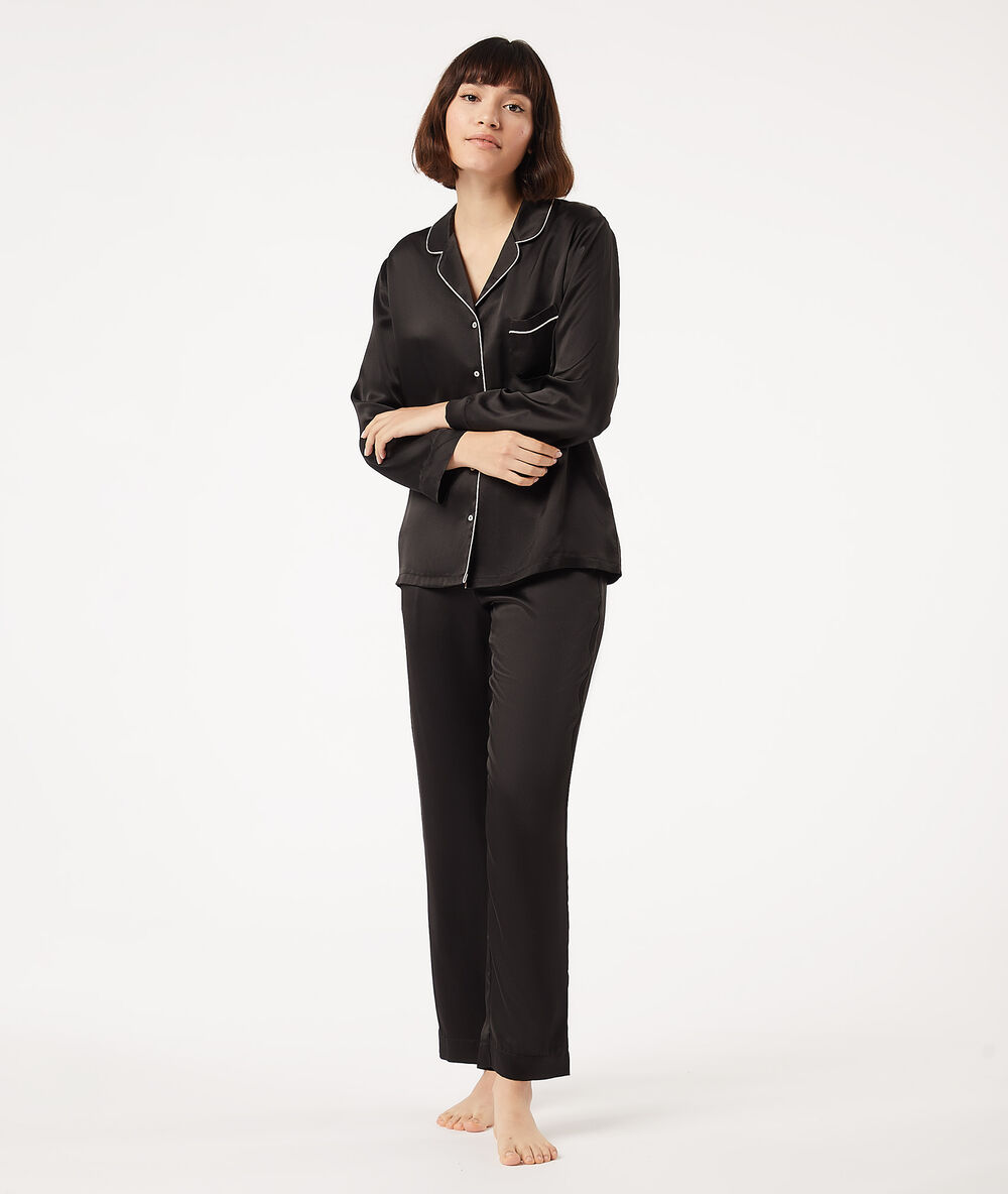 Pyjamaoberteil aus seide schwarz.