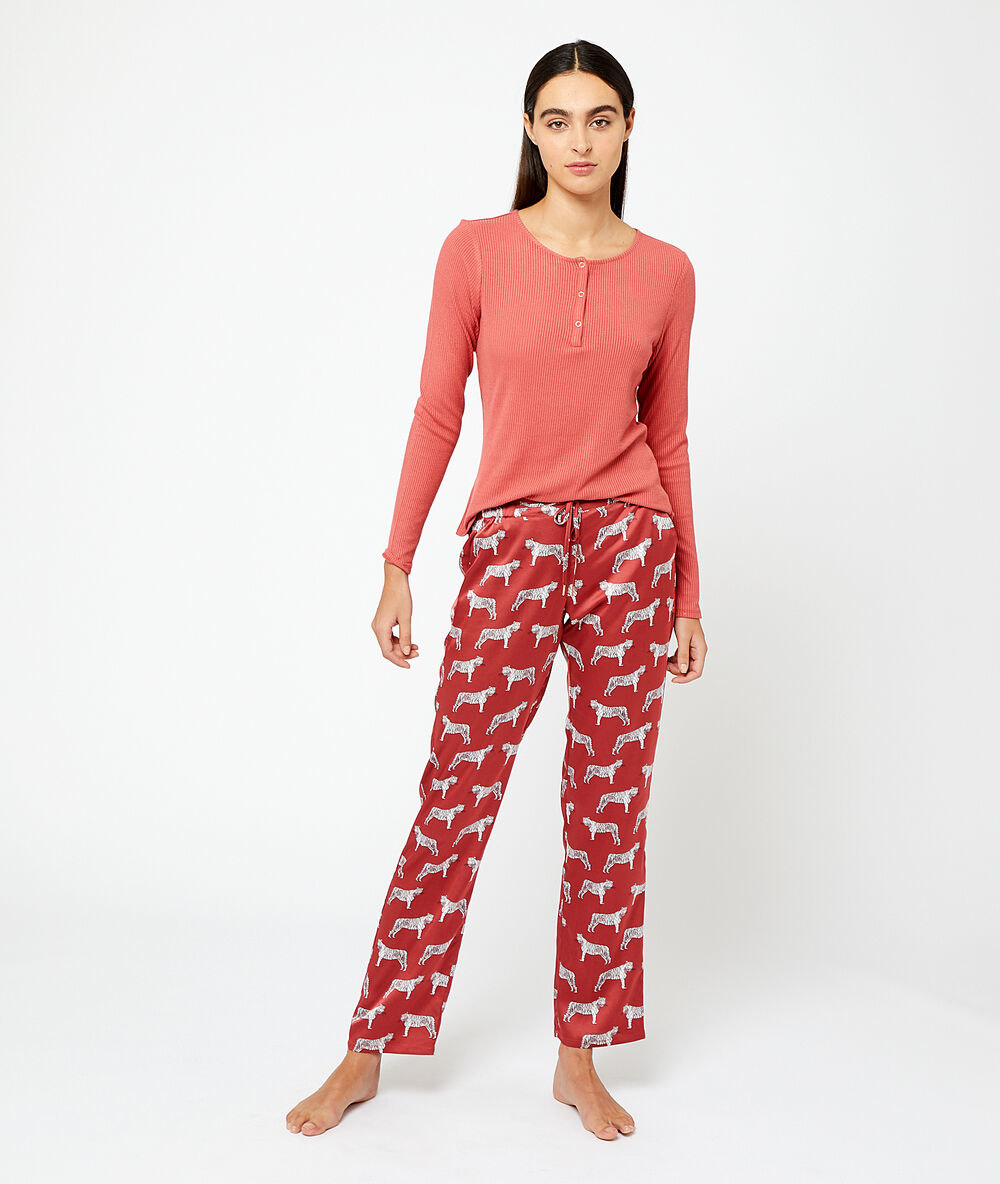Hose mit panther-print rosa.