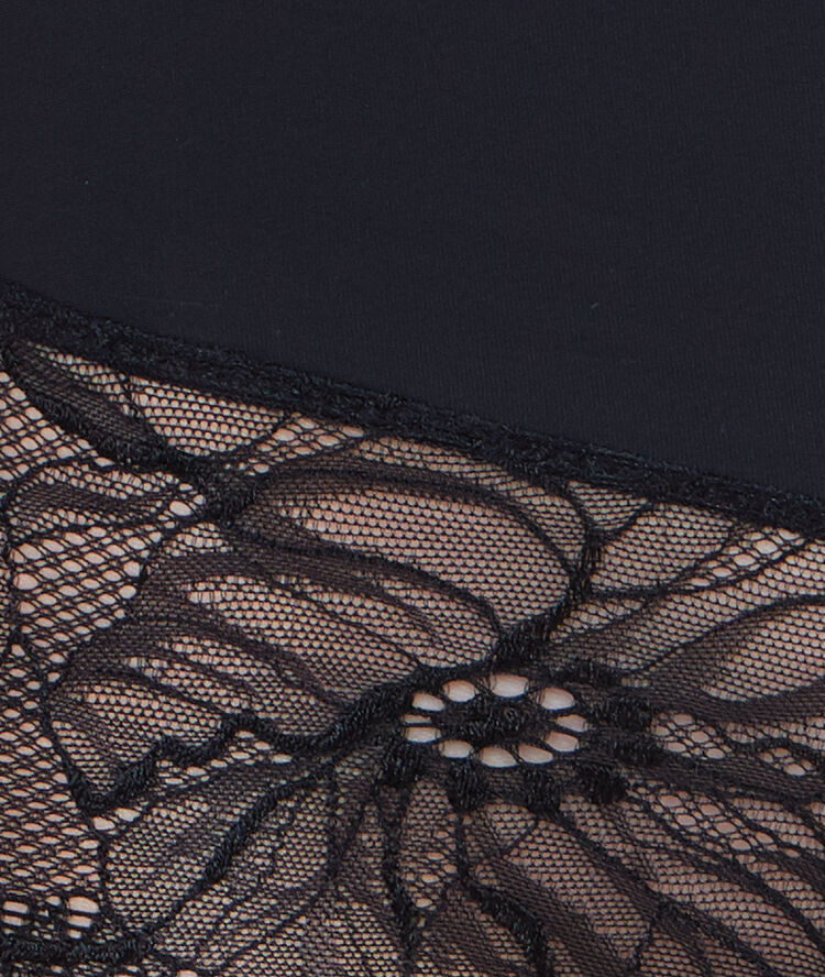 Slip schwarz.