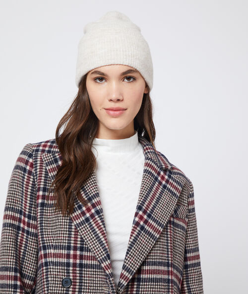 Bonnet c&ocirc;tel&eacute; uni mastic.