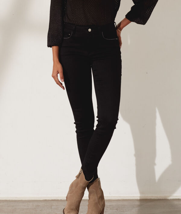Slim-Jeans mit Push-up-Effekt Slim-Jeans mit Push-up-Effekt