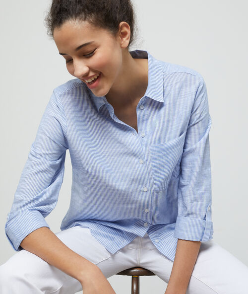 Gestreiftes hemd marineblau.