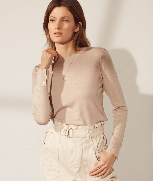 Pullover mit rundem Ausschnitt aus feinem Strick Pullover mit rundem Ausschnitt aus feinem Strick