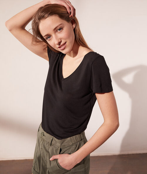 T-shirt, v-ausschnitt schwarz.