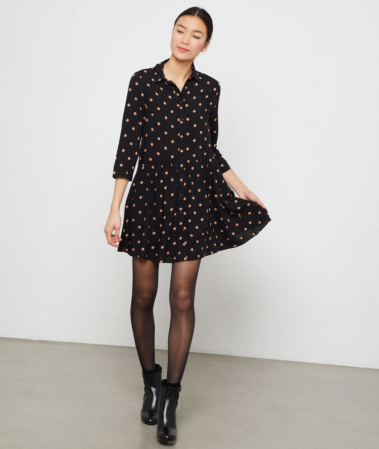 Ausgestelltes kleid mit punkten schwarz.