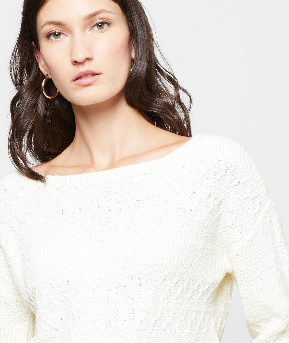 Gestrickter pullover ekrü.