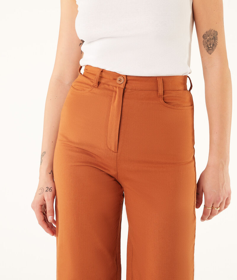 Hose mit geradem schnitt
