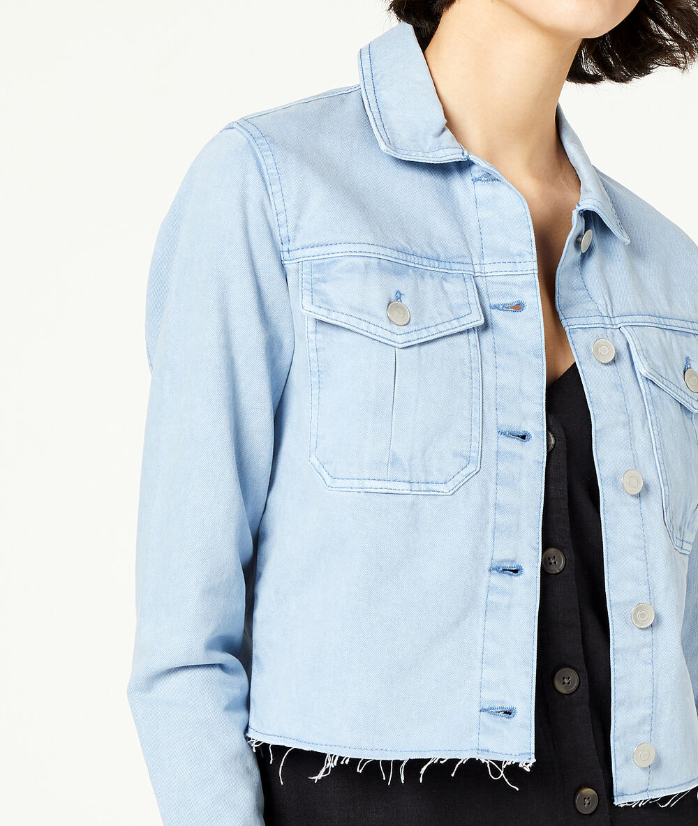 Jeans-jacke himmelblau.